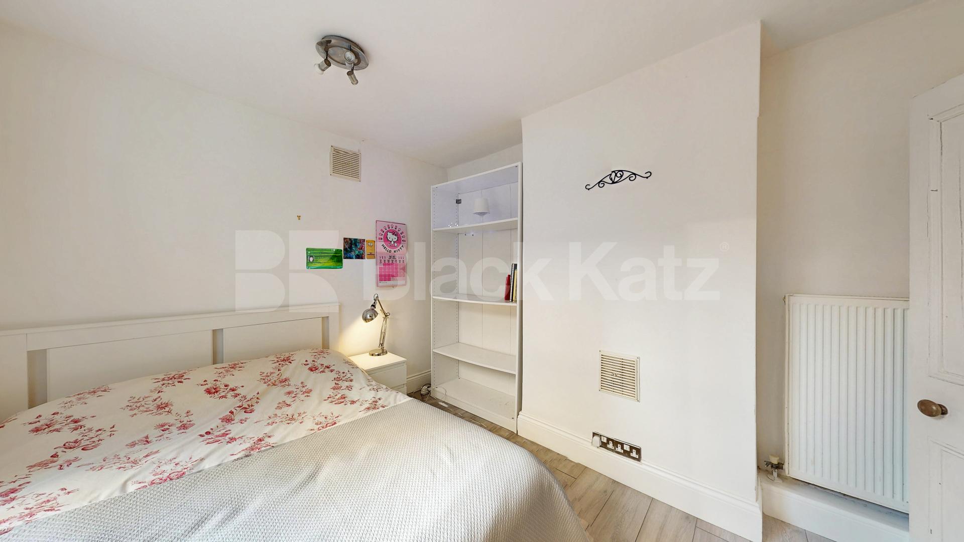 Stunning Apartment With Private Patio Tabor Road, Hammersmith